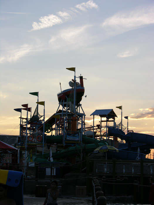 Sunsets, Breakwater Beach, Theme, or, water, Parks, Rides