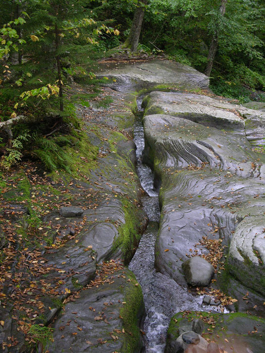 Waterfalls, Moving, Water, 050925-n8700, Trip to the Catskills (Day Three), Rocks, Rock, formations, Diamond, Notch, Falls, Trail, (LOC00104, NY)