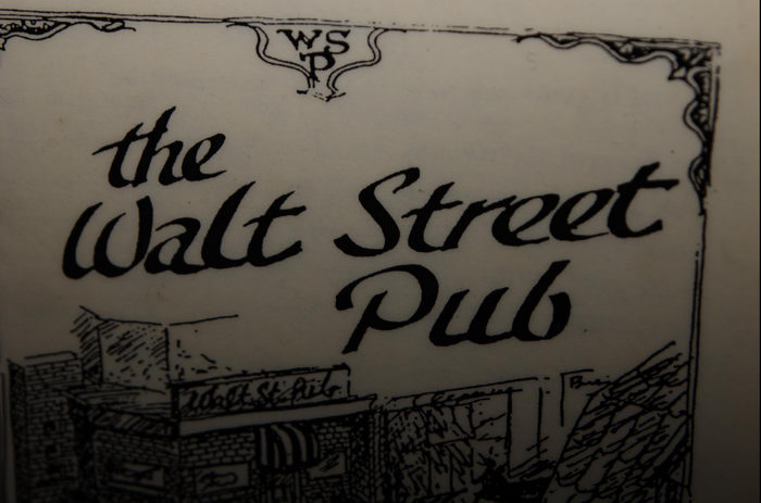 051209, Signs, Walt Street Pub (NJ)
