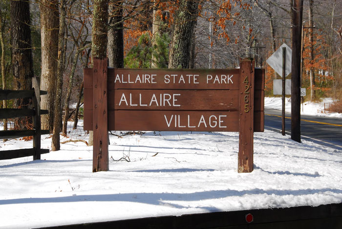 Allaire Village (NJ), Welcome, or, General, Signs, Snow, Ice, and, around, my, house