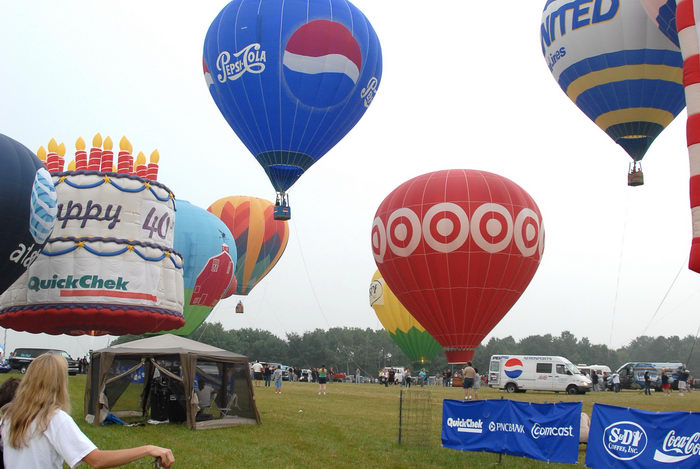 Quickcheck Balloon Festival, hot air balloon