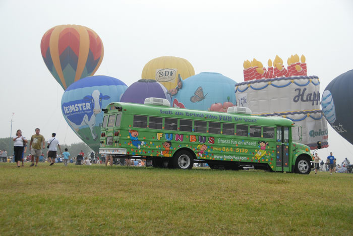 Quickcheck Balloon Festival, hot air balloon, people, school bus