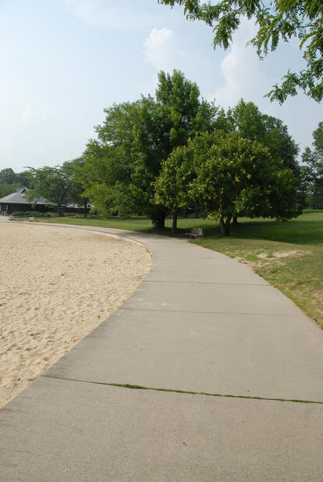 Spruce Run Recreation Area, beach, grass, trees