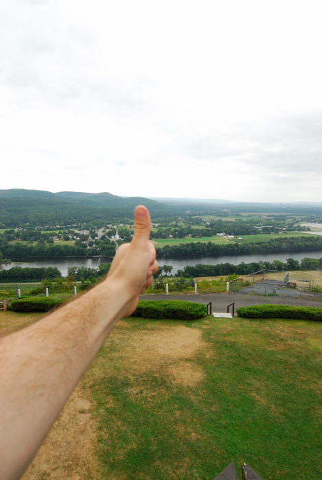 Thumbs across America, scenic overlook
