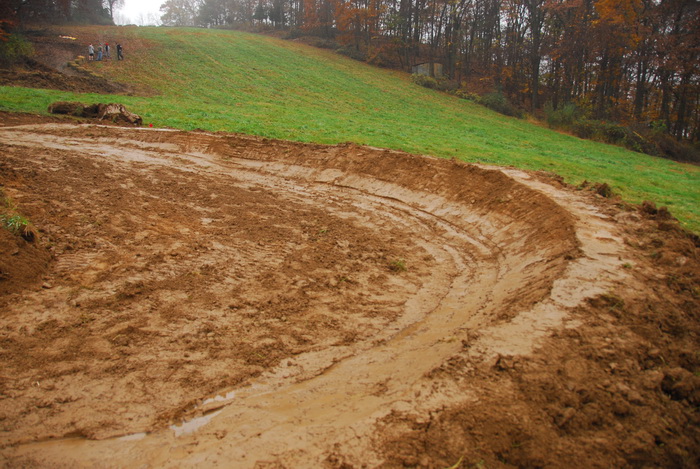 track, race track, mud, burm, turn, banked turn